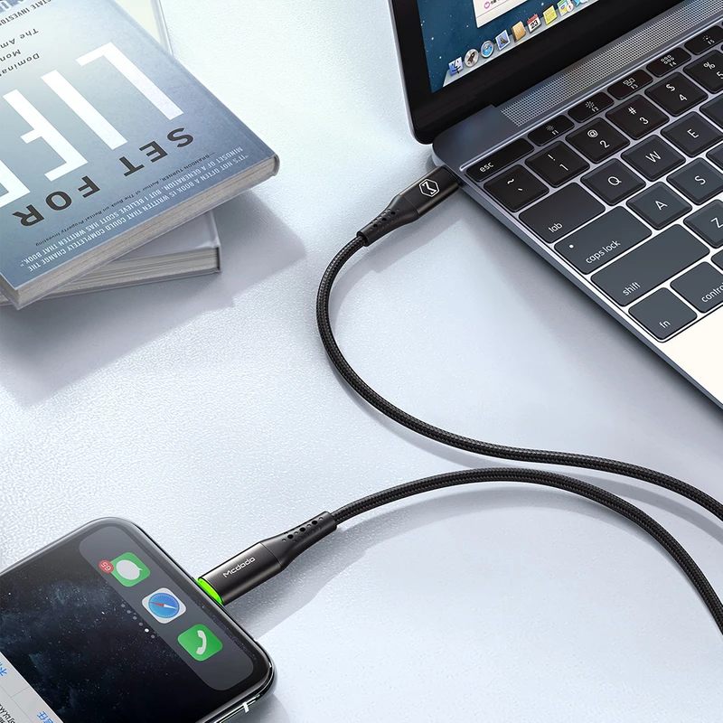کابل تبدیل USB-C به لایتنینگ مک دودو مدل CA-7360 طول 1.2 متر