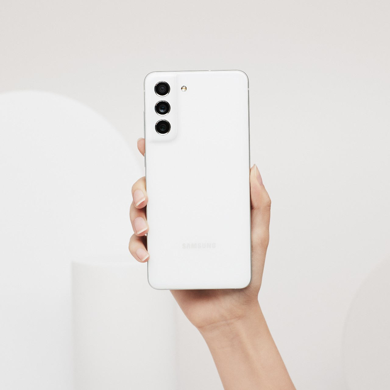 کارکرده - گوشی موبایل سامسونگ مدل Galaxy S21 FE 5G دو سیم‌ کارت ظرفیت 256 گیگابایت و رم 8 گیگابایت