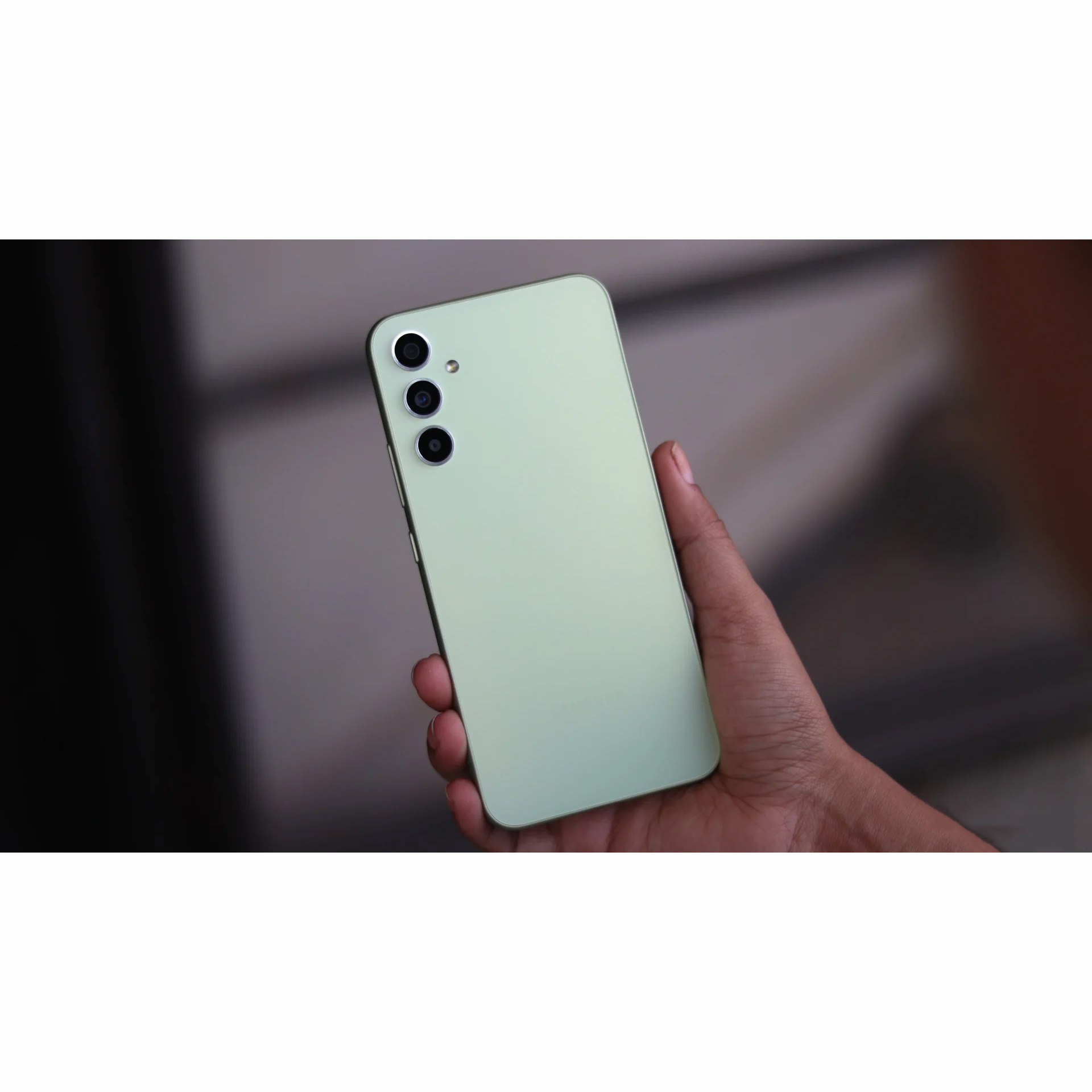 گوشی موبایل سامسونگ مدل Galaxy A34 5G دو سیم کارت ظرفیت 256 گیگابایت و رم 8 گیگابایت به همراه شارژر سامسونگ  - ویتنام