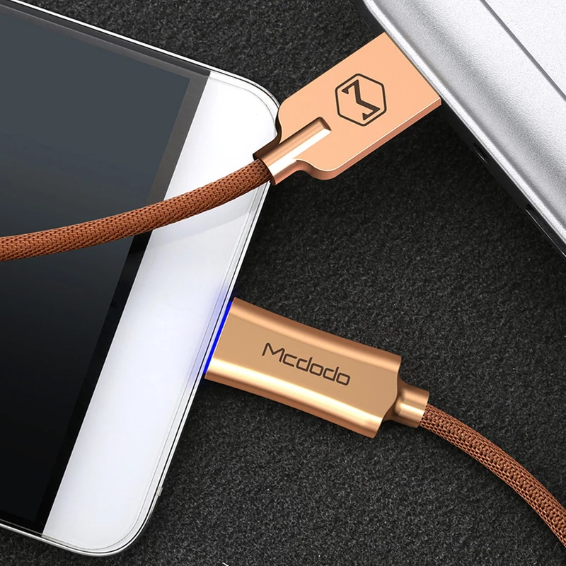 کابل تبدیل USB به لایتنینگ مک دودو مدل CA-3900 طول 1.2 متر