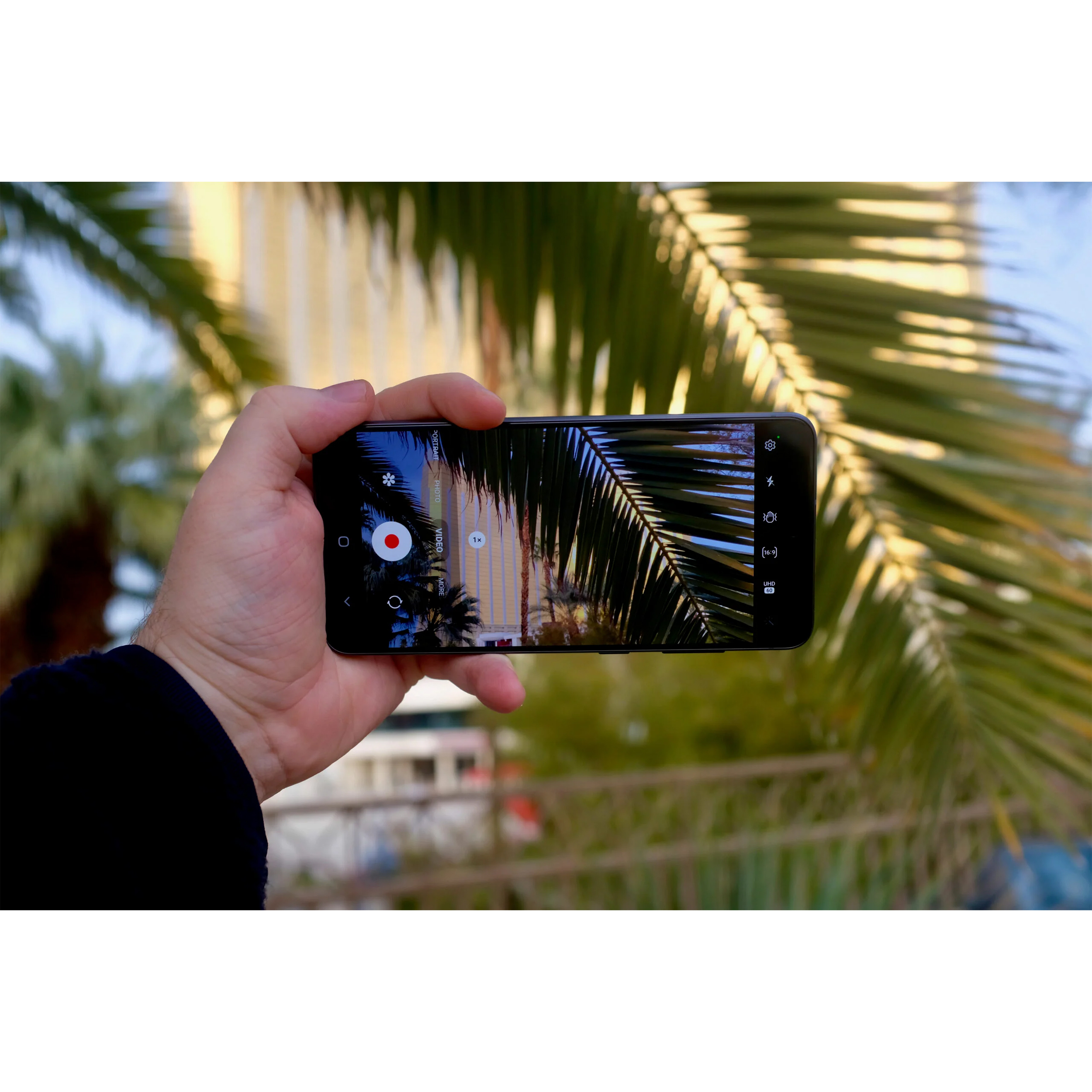 کارکرده - گوشی موبایل سامسونگ مدل Galaxy S21 FE 5G دو سیم‌ کارت ظرفیت 256 گیگابایت و رم 8 گیگابایت